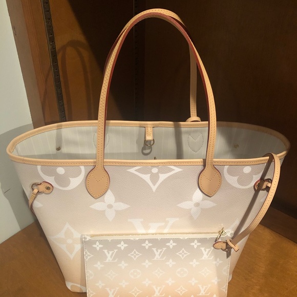 NWT Louis Vuitton ‘By the Pool’ Neverfull Mist - Picture 7 of 9